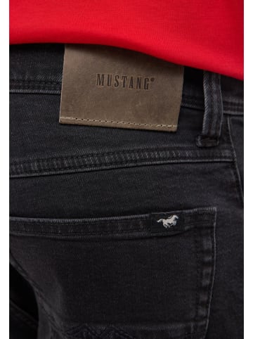 Mustang Jeans "Washington" - Straight fit - in Schwarz