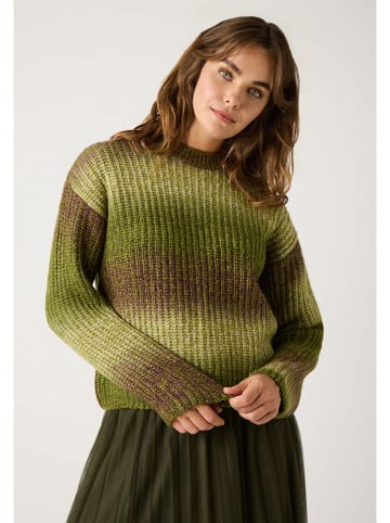 Sweter w kolorze zielonym