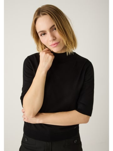 Sweter w kolorze czarnym