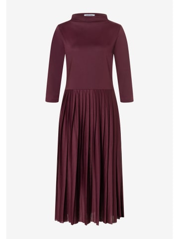 Kleid in Bordeaux