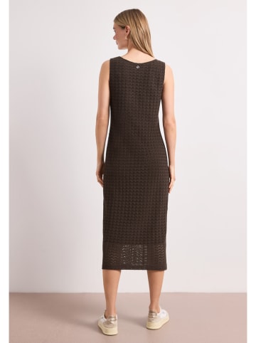 Kleid in Braun