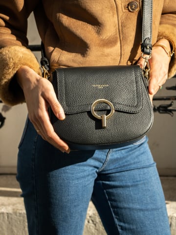 Leder-Umhängetasche "Silvia" in Schwarz - (B)27 x (H)18 x (T)7 cm