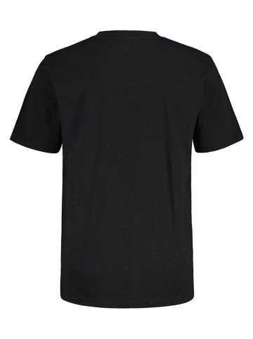 Shirt "CornedoM." in Schwarz