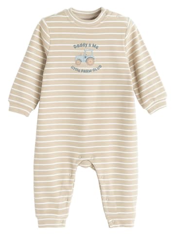 Spieler in Beige