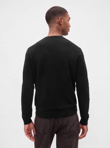 Sweter w kolorze czarnym