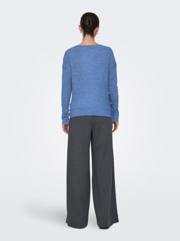 Pullover in Blau