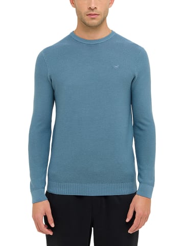 Sweter w kolorze niebieskim