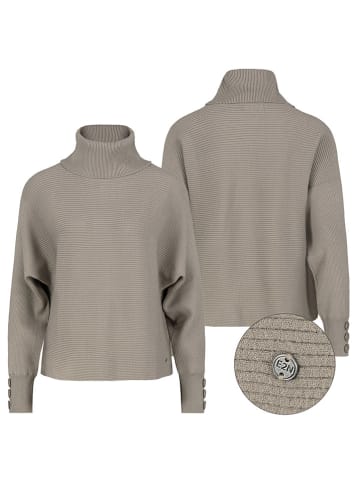 Rollkragenpullover in Hellbraun