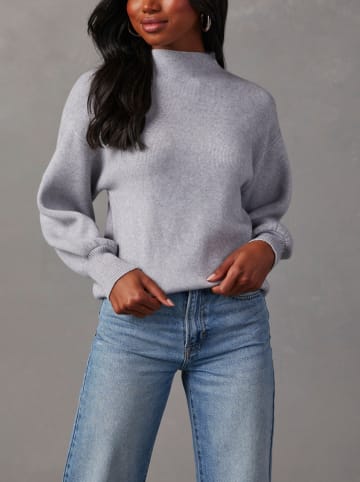 Pullover in Grau