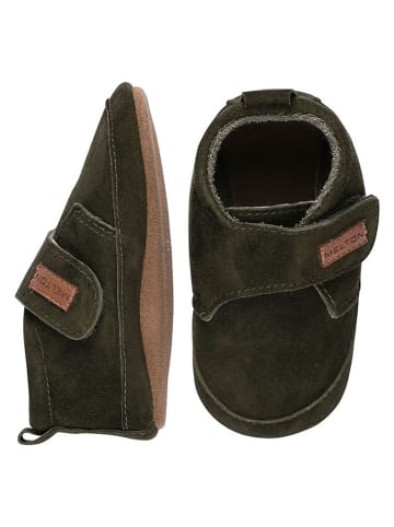 Skórzane kapcie w kolorze khaki