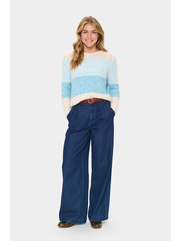 Pullover in Hellblau