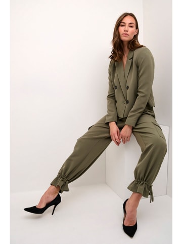 Bojówki w kolorze khaki