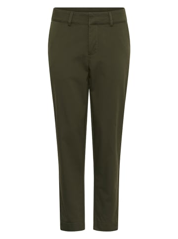 Chino in Dunkelgrün