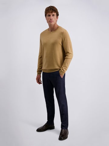 Sweter w kolorze jasnobrązowym