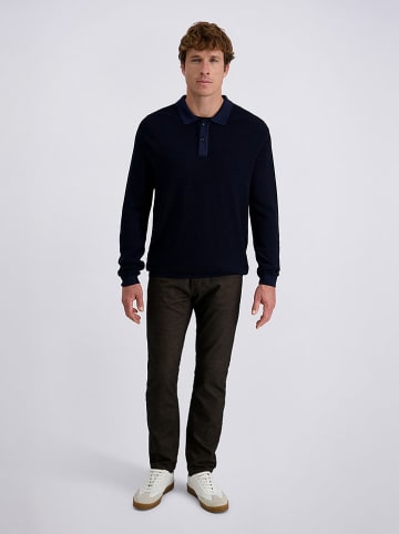 Sweter w kolorze granatowym