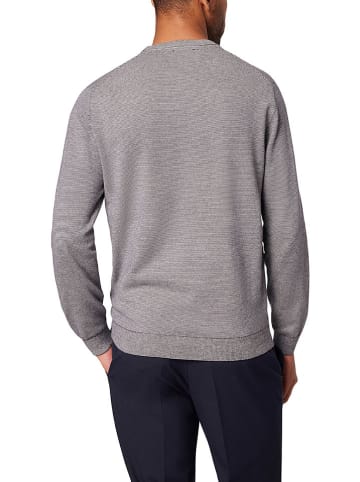 Sweter w kolorze szarym