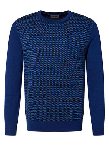 Sweter w kolorze niebieskim