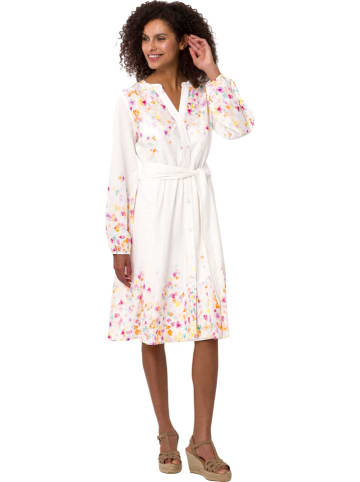 Kleid in Weiß