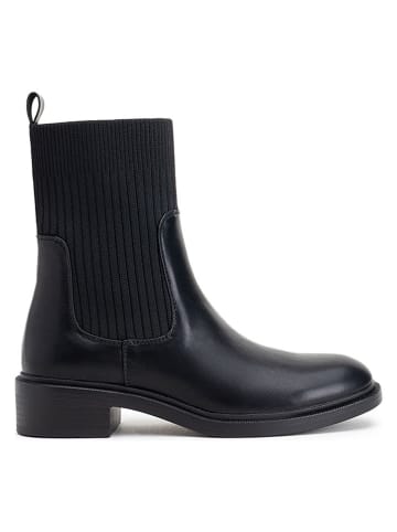 Chelsea-Boots in Schwarz