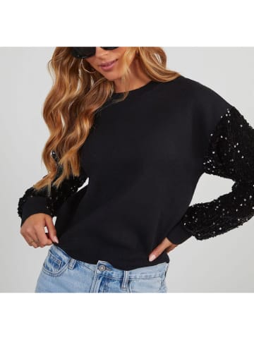 Sweter w kolorze czarnym