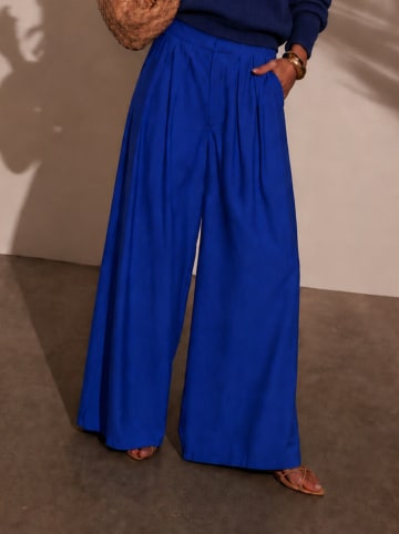 Marlenehose in Blau