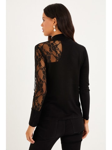 Bluse in Schwarz