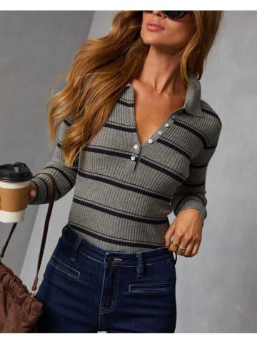 Sweter w kolorze szaro-czarnym