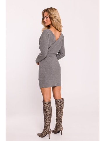 Kleid in Grau