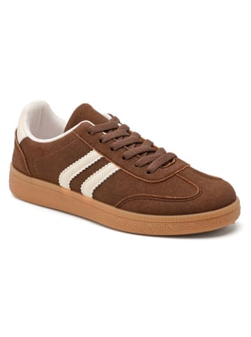 Sneakers bruin