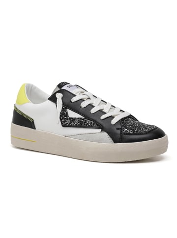 Sneakersy w kolorze biało-czarnym