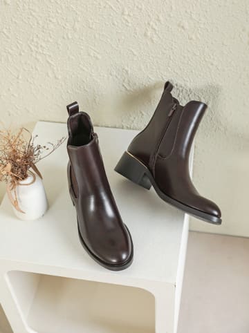 Boots in Blau