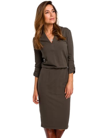 Kleid in Oliv