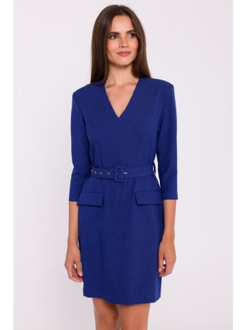 Kleid in Dunkelblau