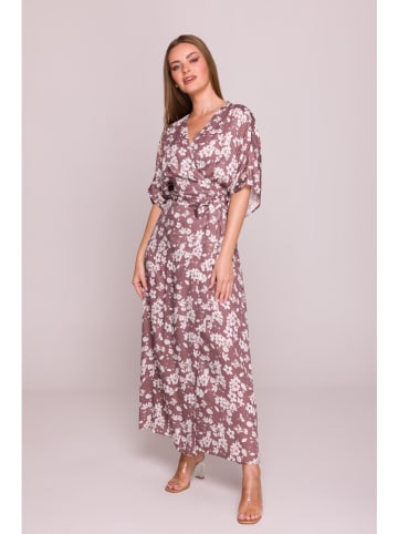 Kleid in Beere