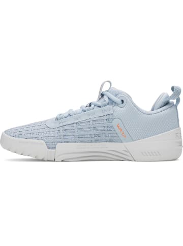 Buty sportowe w kolorze błękitnym