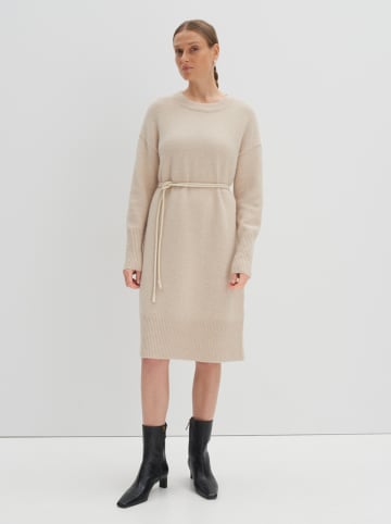 Strickkleid in Sand