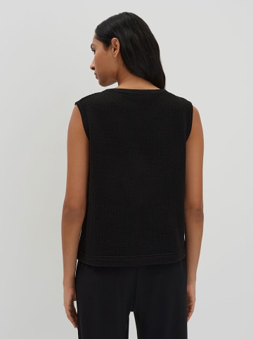 Top in Schwarz