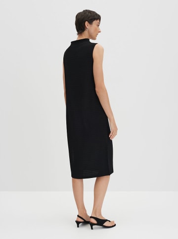 Kleid in Schwarz