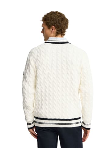 Sweter w kolorze kremowym