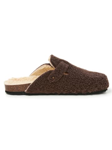 Clogs in Braun