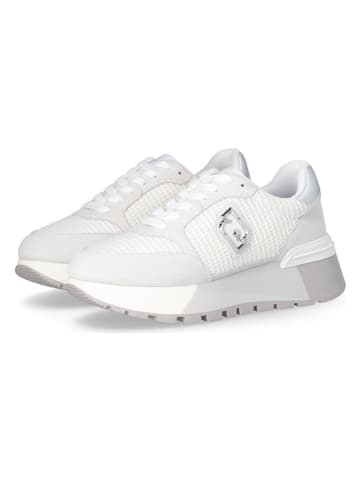Skórzane sneakersy w kolorze białym