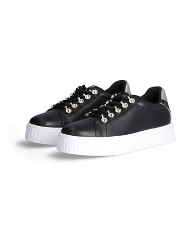 Sneakersy w kolorze czarnym