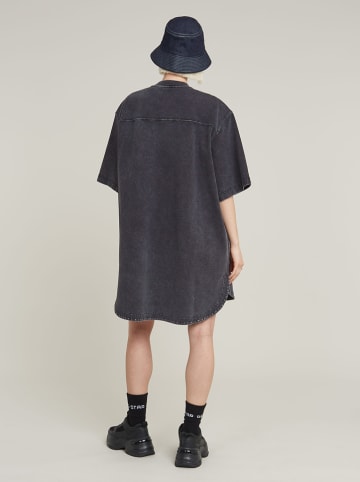 Kleid in Anthrazit