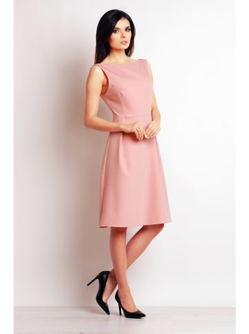 INFINITE YOU Kleid in Rosa