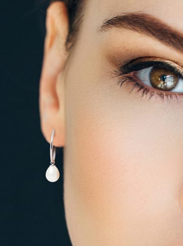 Pearl Addict Silber-Creolen mit Perlen