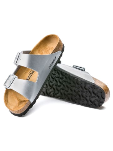 Birkenstock Pantoletten "Arizona" in Silber - Weite S