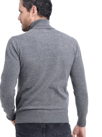 C& Jo Rollkragenpullover in Grau