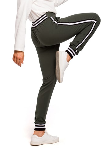 made of emotion Sweatbroek kaki