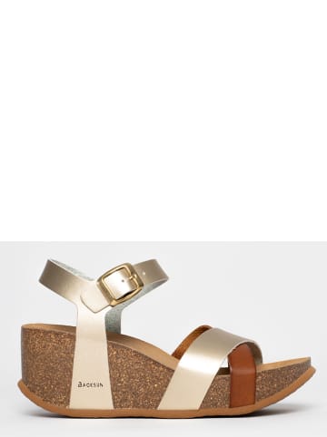 BACKSUN Keilsandaletten in Gold