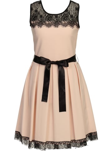 Ballkleid in Beige